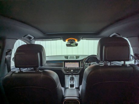Porsche Macan 2.0 Macan Semi-Auto 4WD 5dr 47