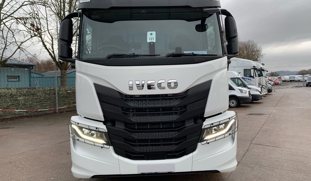 Iveco S-Way 5700WB 360 c/w Hi-Ab 258-EP Hi Duo Crane Triple Dropside body *NEW* 