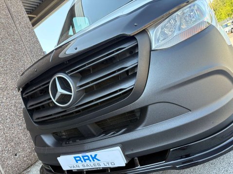 Mercedes-Benz Sprinter 2.0 315 CDI Premium Panel Van 5dr Diesel Manual FWD L2 H2 Euro 6 (s/s) (150 29