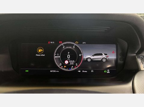 Land Rover Discovery Sport 2.0 Discovery Sport R-Dynamic SE D Auto 4WD 5dr 9