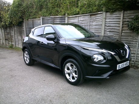 Nissan Juke DIG-T N-CONNECTA DCT ONLY 31,000 MILES FROM NEW