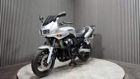 Yamaha FZS FAZER 2000 ONLY 14K VERY CLEAN PROJECT BIKE 600CC COMMUTER 6