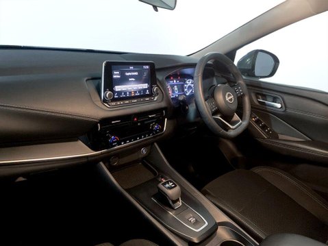 Nissan Qashqai 1.3 DIG-T MHEV Acenta Premium SUV 5dr Petrol Hybrid XTRON Euro 6 (s/s) (158 14