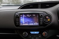 Toyota Yaris VVT-I ICON 24