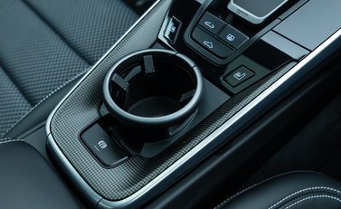 Porsche 911 Carrera 4S (992) 21