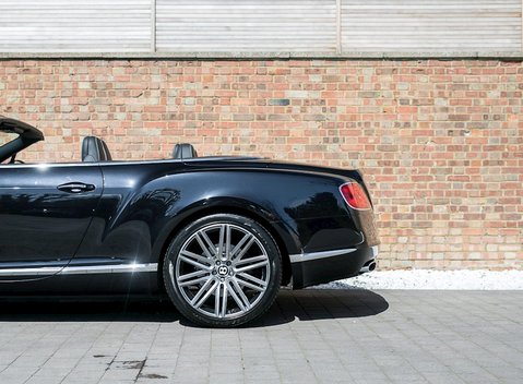 Bentley Continental GT Speed Convertible 26
