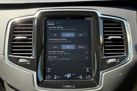 Volvo XC90 B5 INSCRIPTION PRO AWD -B&W -XENIUM PK -PAN ROOF -22S -SURROUND CAMERAS 63