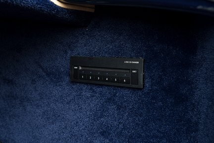 Bentley Brooklands Coupé Centenary Edition 26