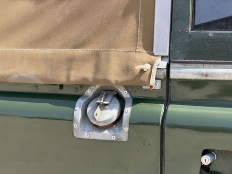 Land Rover Series II 2.25 88" 21