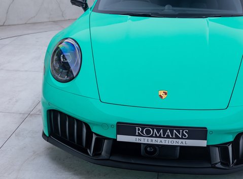 Porsche 911 Carrera GTS (992.2) 30