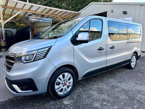 Renault Trafic 2.0 dCi LL30 Advance EDC L2 H1 Euro 6 (s/s) 5dr (9 Seat) 10