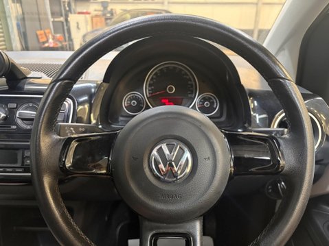 Volkswagen Up 1.0 High up! Euro 5 3dr 12
