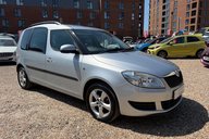 Skoda Roomster SE PLUS.7 SERVICES..IDEAL FOR DOGS, WHEELCHAIR.SUNROOF 8