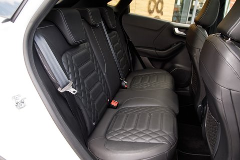 Ford Puma ST-LINE VIGNALE MHEV 35