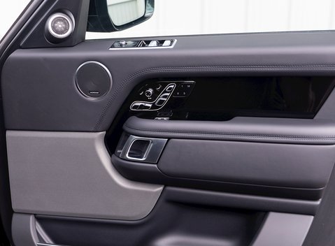 Land Rover Range Rover 3.0 TDV6 Autobiography 22