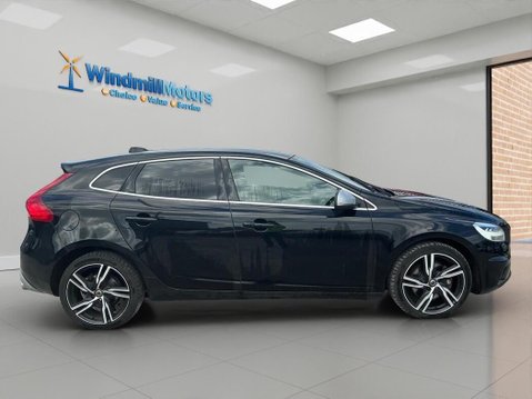 Volvo V40 2.0 D3 R-Design Nav Plus Euro 6 (s/s) 5dr 4