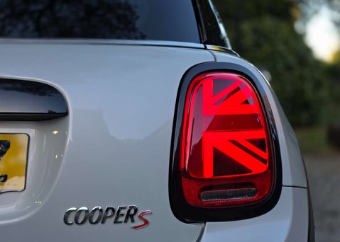 Mini Hatch 2.0 Cooper S Sport Auto 3dr 36
