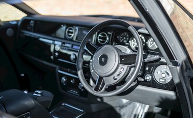 Rolls-Royce Phantom Coupe 19