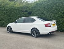 Skoda Octavia 2.0 TDI vRS Hatchback 5dr Diesel DSG 7Spd 4WD Euro 31