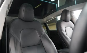 Tesla Model Y LONG RANGE AWD Comfort Suspension One Owner Tesla Comp Warranty until 09/27 13