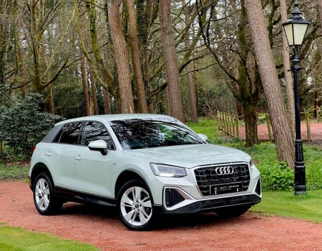 Audi Q2 TFSI S LINE 1