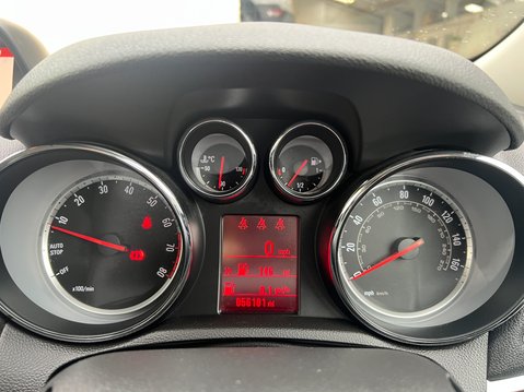 Vauxhall Mokka 1.6i Exclusiv SUV 5dr Petrol Manual 2WD Euro 6 (s/s) (115 ps) 24
