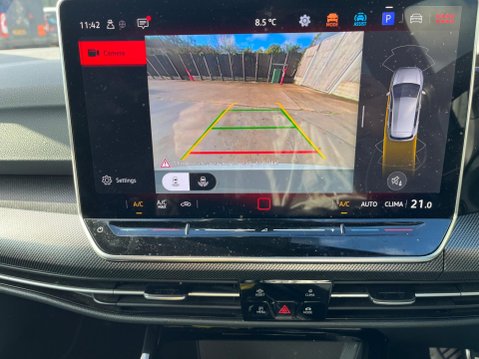 Volkswagen Golf 1.5 eTSI MHEV R-Line DSG Euro 6 (s/s) 5dr 11