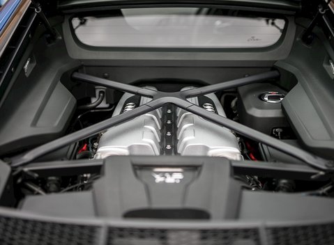 Audi R8 V10 Plus 10