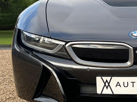 BMW I8 Coupe 16