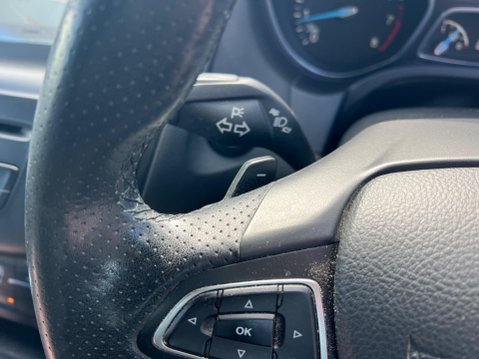Ford Focus 1.5T EcoBoost ST-Line Auto Euro 6 (s/s) 5dr 22