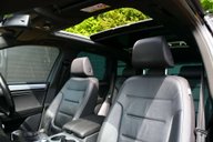 Volkswagen Touareg 3.0 Touareg V6 R-Line TDI BlueMotion Technology Auto 4WD 5dr 5