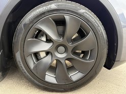 Tesla Model Y SUV 5dr Electric Auto RWD (346 ps) 14