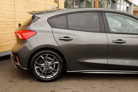 Ford Focus ST-LINE 7