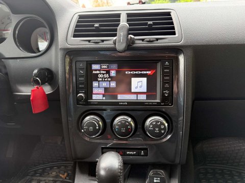 Dodge Challenger 3.6 V6 PETROL 13