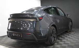 Tesla Model Y PREMIUM LONG RANGE RWD White Interior No Luxury Tax Available Now! 1 Owner 7