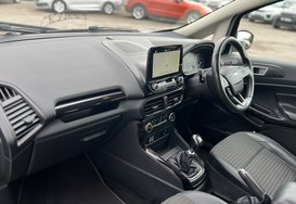 Ford Ecosport TITANIUM 26