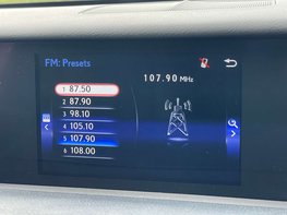 Lexus Is 2.5 IS 300h Advance CVT 4dr 29