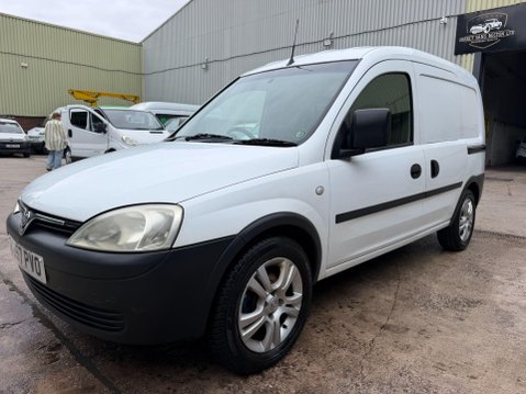 Vauxhall Combo 1.3 CDTi 1700 16v Panel Van 3dr Diesel Manual (134 g/km, 69 bhp) 25