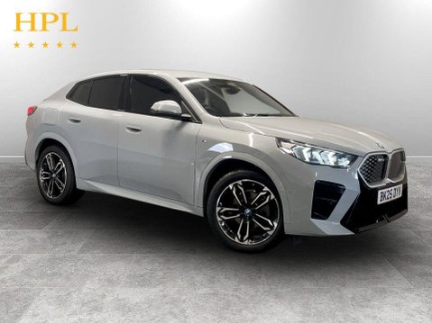 BMW iX2 20 66.5kWh M Sport SUV 5dr Electric Auto eDrive (11kW Charger) (204 ps) Cr 1