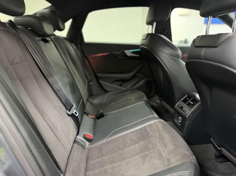 Audi A4 2.0 TDI 35 Black Edition Saloon 4dr Diesel S Tronic Euro 6 (s/s) (163 ps) 41