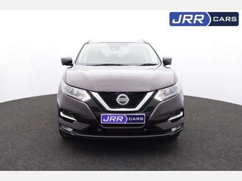 Nissan Qashqai 1.3 Qashqai N-Connecta DiG-T 5dr 7