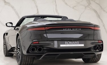 Aston Martin DBS Superleggera Volante 3