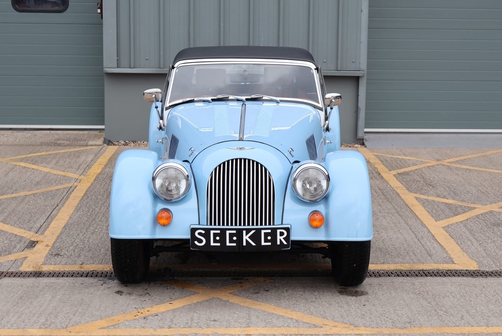 Morgan 4/4 4300 miles from new stored in a heated garage  STUNNING COLOUR COMBO 8