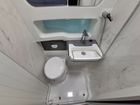 Swift Voyager 475 21