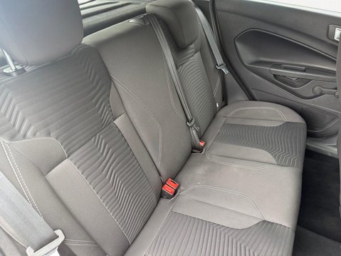 Ford Fiesta 1.0T EcoBoost Titanium Euro 5 (s/s) 5dr 13