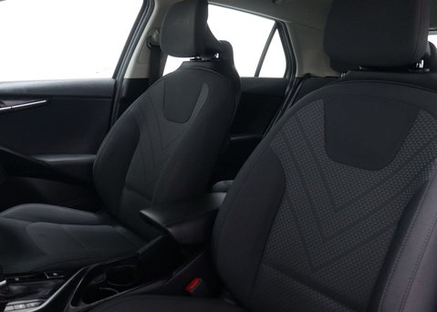 Kia Niro 1.6 Niro 2 HEV Semi-Auto 5dr 46