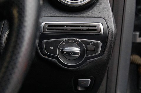 Mercedes-Benz GLC GLC 250 D 4MATIC AMG LINE PREMIUM 17