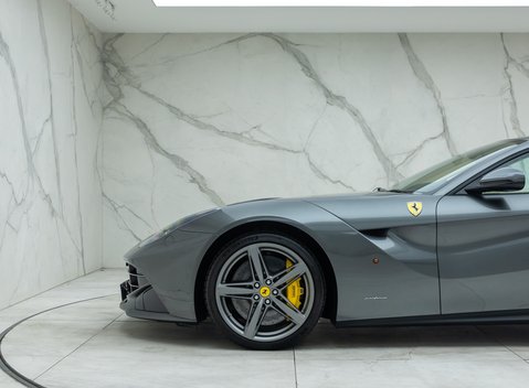 Ferrari F12 Berlinetta 33