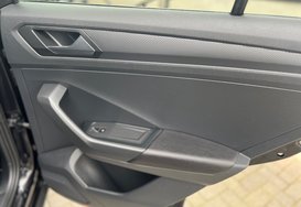 Volkswagen T-Roc R-LINE 2.0 TSI 4MOTION DSG AUTOMATIC 25