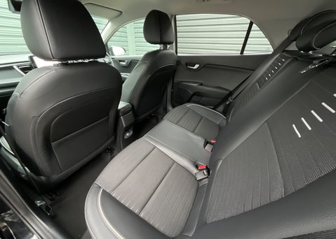 Kia Rio 1.0 T-GDi 48V 118 GT-Line S 11